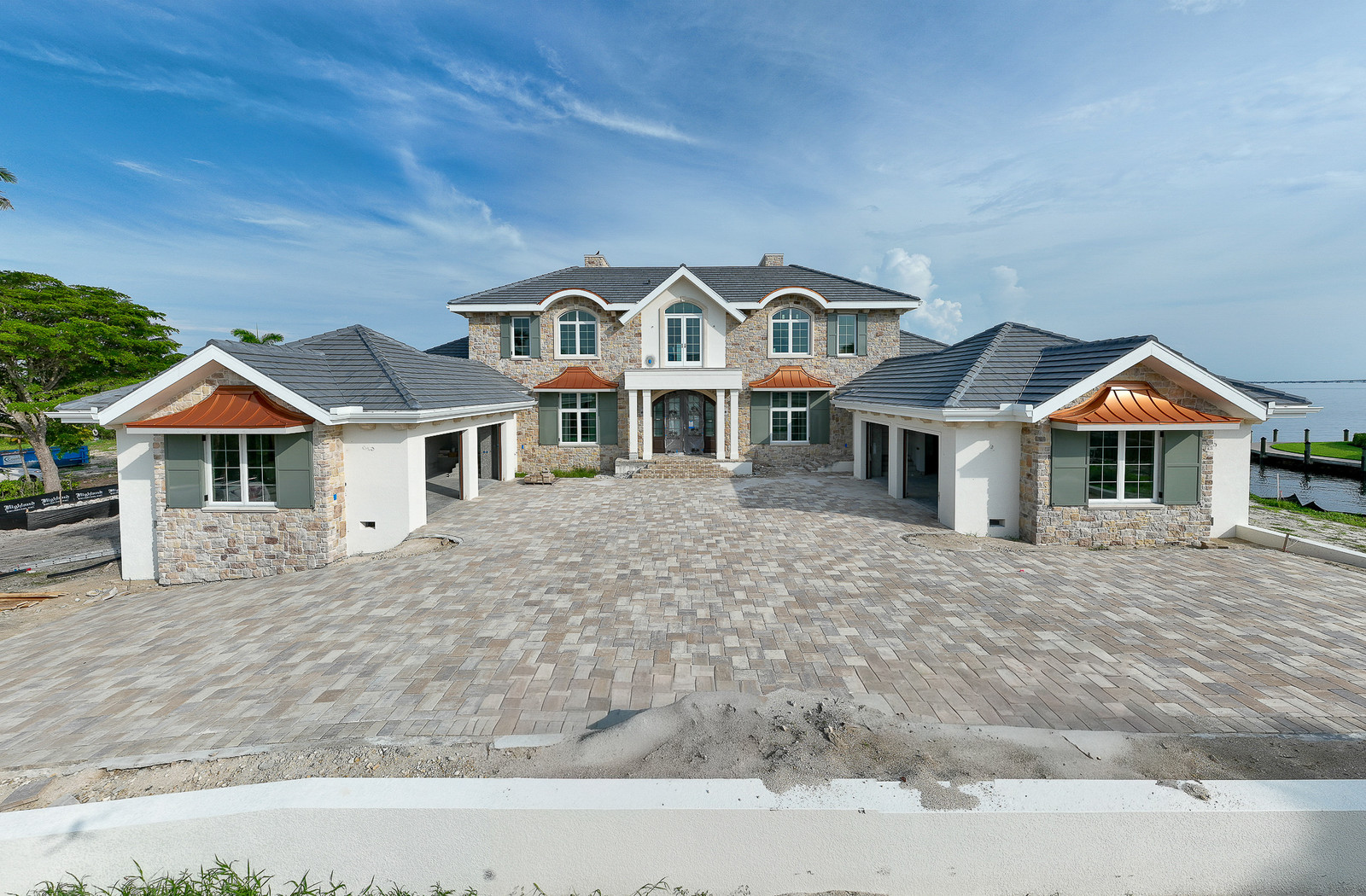 Custom home construction progress documentation